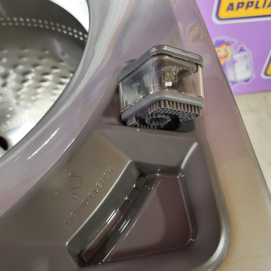 Whirlpool Chrome Shadow 5.2 - 5.3 cu. ft. ENERGY STAR Top Load Washer with 2 in 1 Removable Agitator and Load & Go™ Dispenser WTW8127LC - Open Box