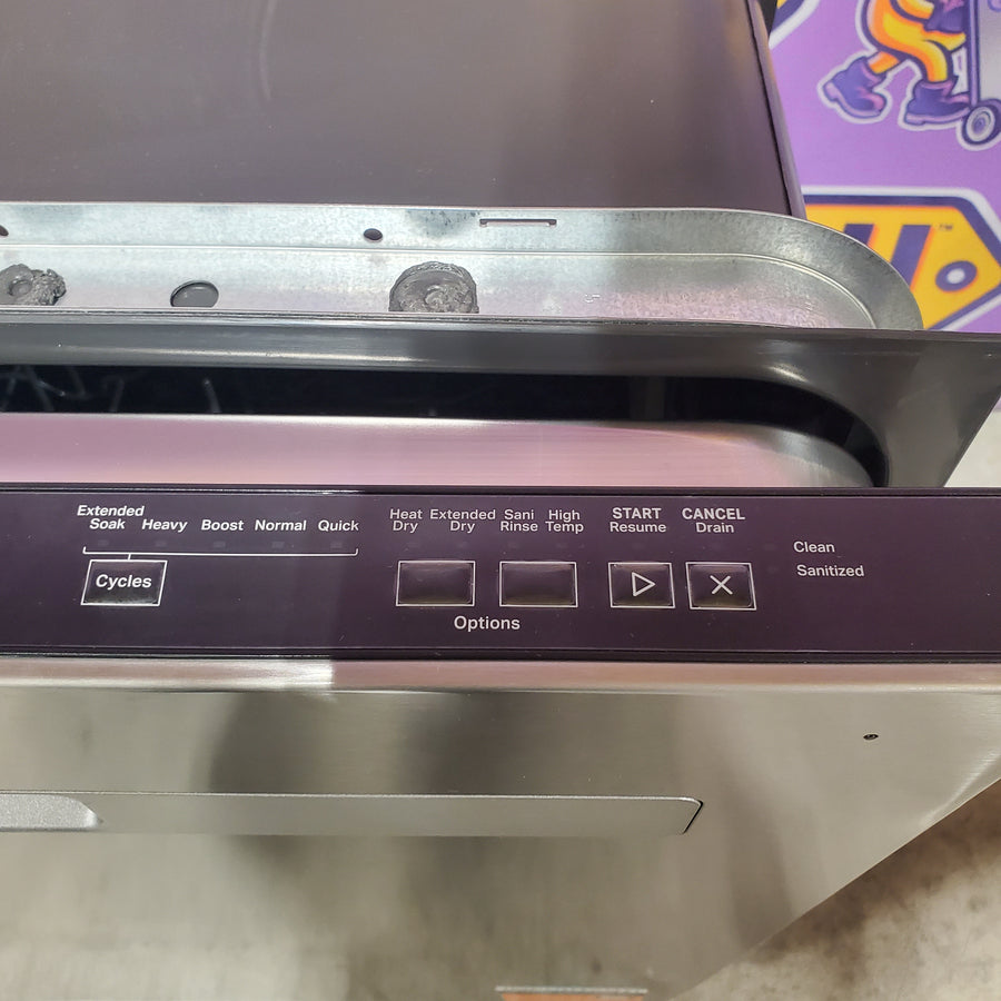 Whirlpool Built In Dishwasher with 55 dBA in Fingerprint Resistant Stainless Steel WDP540HAMZ - Scratch & Dent (Moderate)