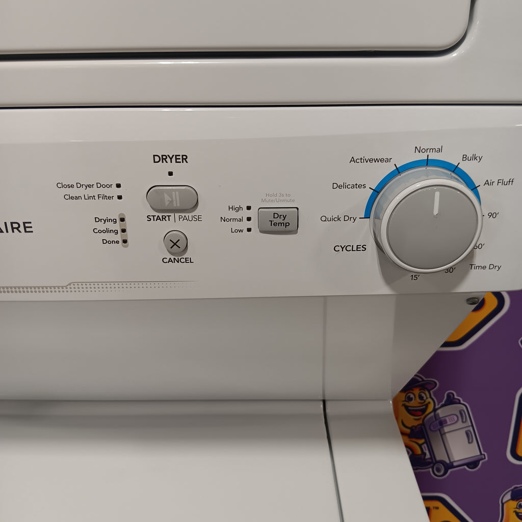 Frigidaire Electric Washer/Dryer Laundry Center - 3.9 Cu. Ft Washer and 5.5 Cu. Ft. Dryer 22442638 - FLCE7522AW - Scratch & Dent (Minor)