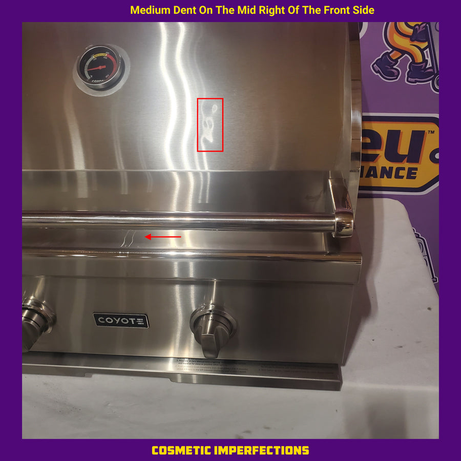 Coyote 28 Inch Built-in Gas Grill with Infinity Burners, Warming Rack, Heat Control Grids, 40,000 Total BTU, Interior Hood Lights, 640 sq. in. Cooking Area and Stainless Steel Grates C1C28LP - Scratch & Dent (Moderate)