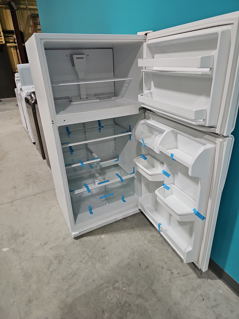 Pictures of Whirlpool 20 cu ft white top freezer bottom refrigerator - certified refurbished - Neu Appliance Outlet - Discount Appliance Outlet in Austin, Tx