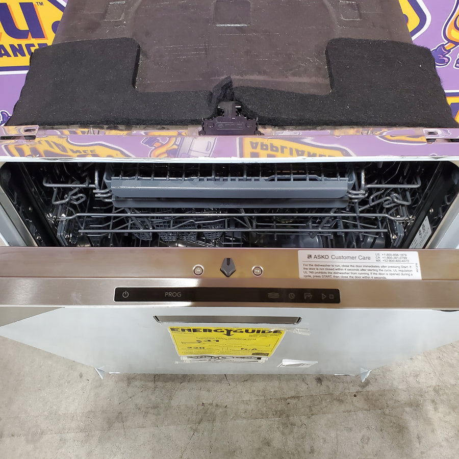 Asko 40 Series 24" Stainless Steel Dishwasher with Pocket Handle and 9 Spray Wash System 11113100 - DBI564ISSOF - Scratch & Dent (Minor)