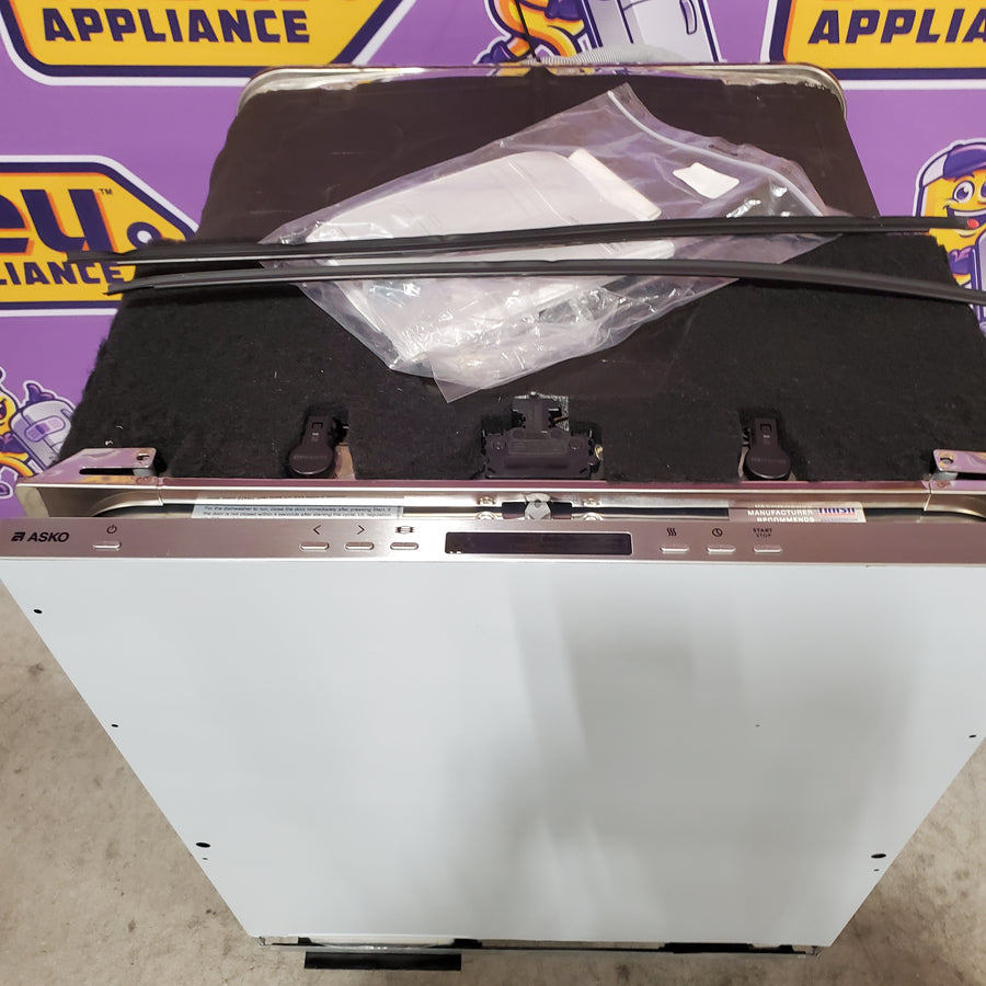 Asko 24 Inch Fully Integrated Panel Ready Built-In Dishwasher with 17 Place Settings, 11 Programs, 40 dBA, 8 Steel™, Super Cleaning System+™, LED Interior Light, and Turbo Drying DFI675XXL - Open Box