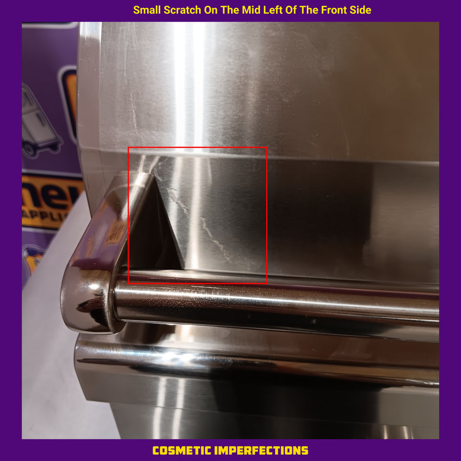 Coyote 28 Inch Built-in Gas Grill with Infinity Burners, Warming Rack, Heat Control Grids, 40,000 Total BTU, Interior Hood Lights, 640 sq. in. Cooking Area and Stainless Steel Grates C1C28LP - Scratch & Dent (Minor)