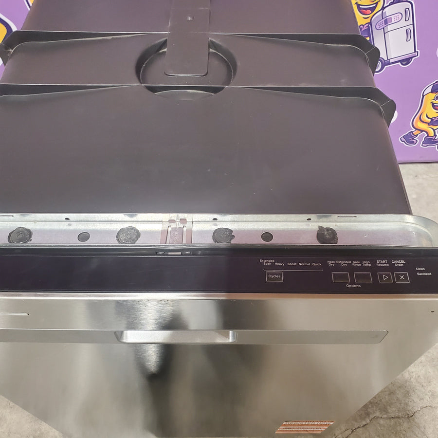 Whirlpool Built In Dishwasher with 55 dBA in Fingerprint Resistant Stainless Steel 22521705 - WDP540HAMZ - Scratch & Dent (Minor)