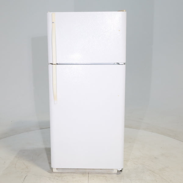30" Wide Kenmore 18 cu ft White Top and Bottom Refrigerator with Adjustable  Glass Shelving - Certified Refurbished