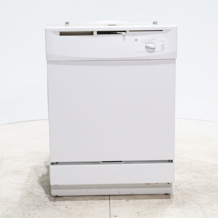 Standard 24 inch Ge ENERGY STAR  Full Console Dishwasher with Piranha hard food disposer - Certified Refurbished
