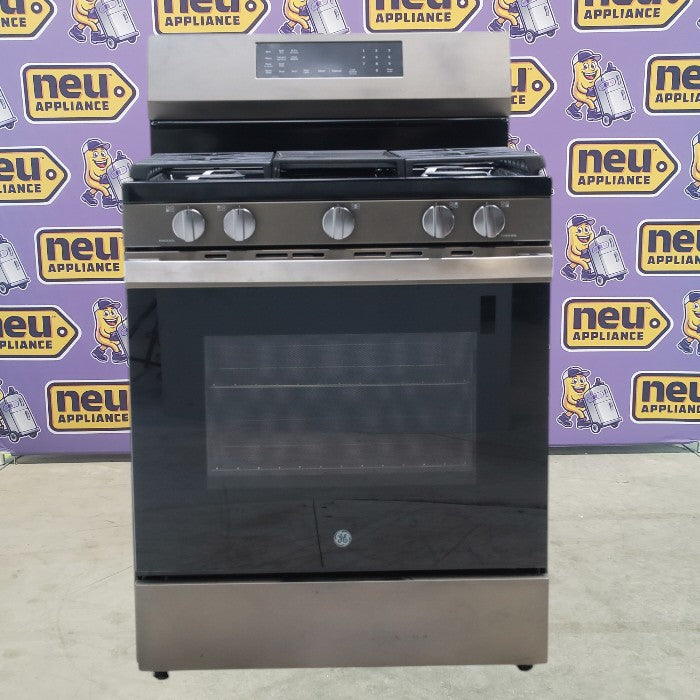 GE® Fingerprint Resistant Slate 30" Free-Standing Gas Convection Range with No Preheat Air Fry and EasyWash™ Oven Tray- Scratch & Dent - Minor