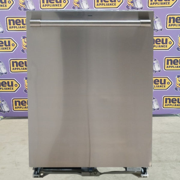 GE Monogram 24" Statement Fully Integrated Dishwasher With Steam + Sanitization - Scratch and Dent - Minor