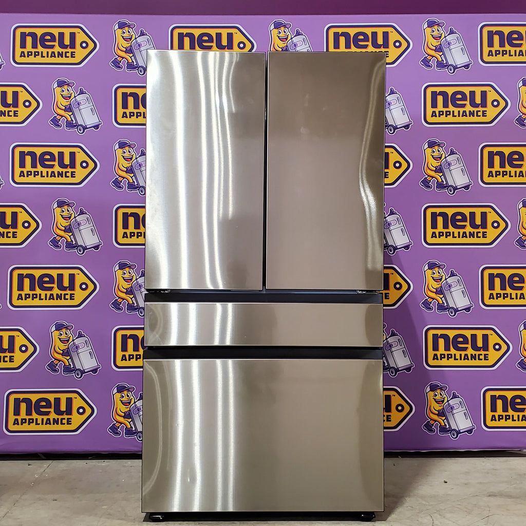 Samsung 29 cu. ft. Bespoke 4-Door French Door Refrigerator with Beverage Center™ in Stainless Steel 5SD198 - RF29BB8600QL - Scratch & Dent (Minor)