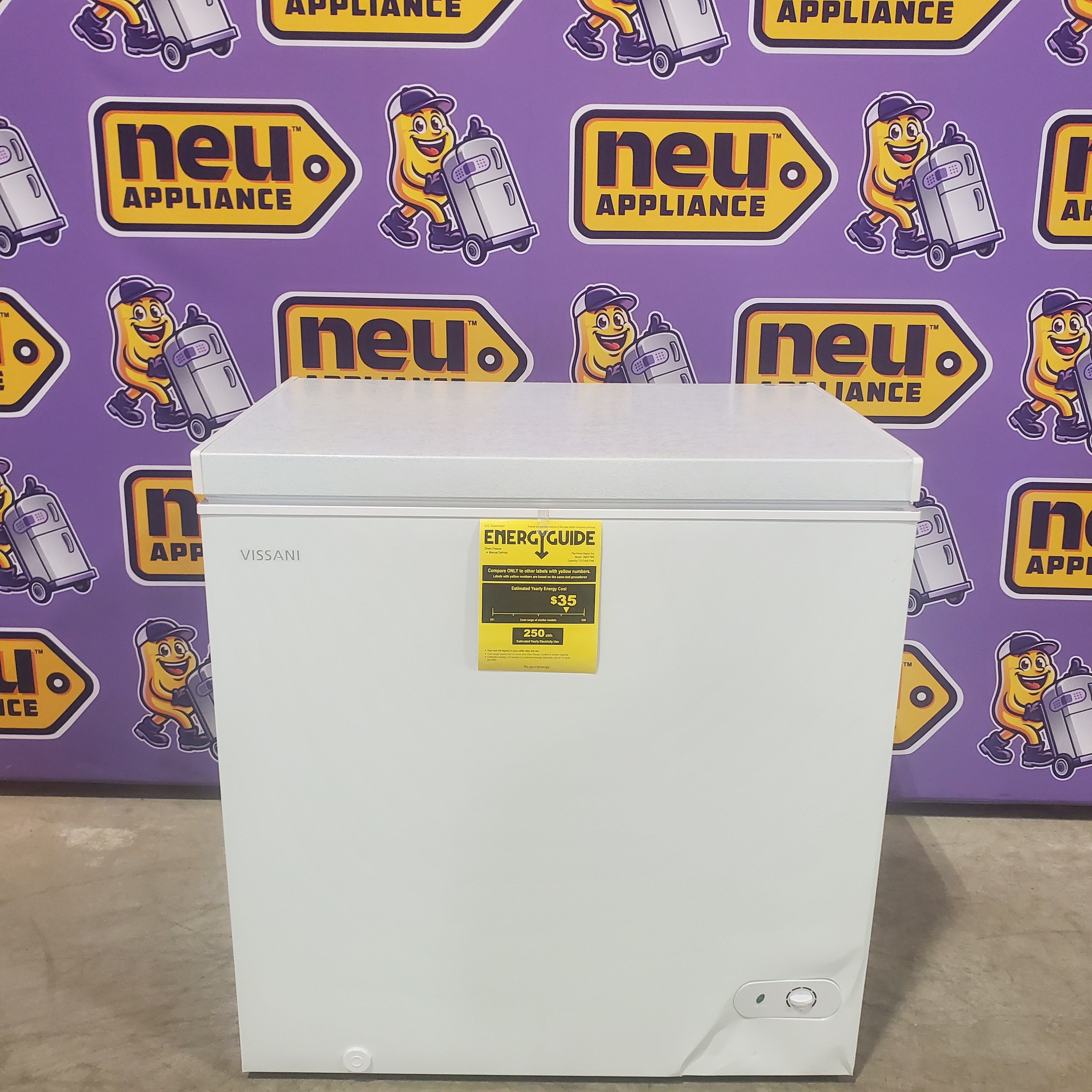？？？ サイファ Vissani 7.0 cu. ft. Manual Defrost Chest Freezer with LED Light in