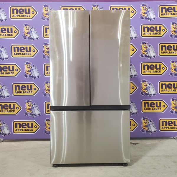 Samsung Bespoke Stainless Steel 3 Door French Door 30 Cu. Ft. Refrigerator with EZ Open Handle and Dual Ice Makers RF30BB6200QL - Scratch and Dent (Minor)