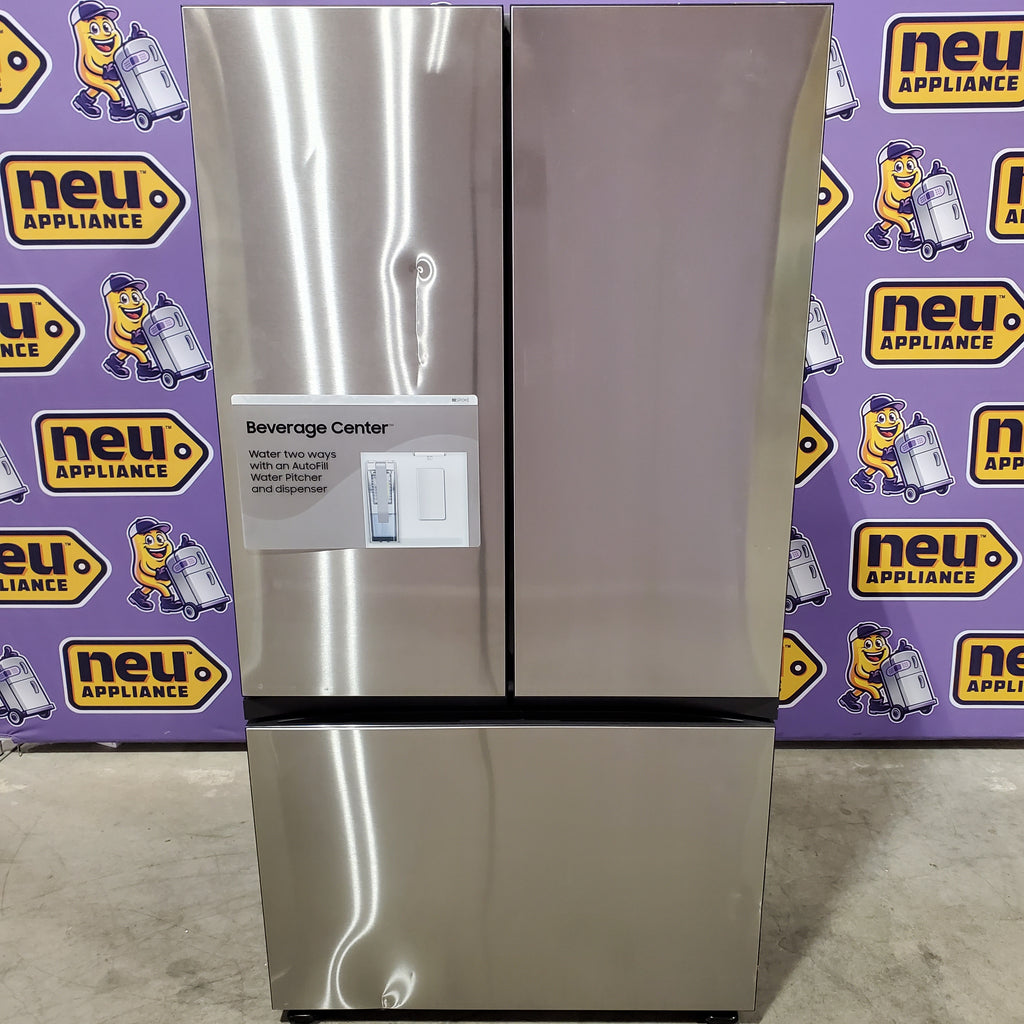Pictures of Samsung Bespoke 3-Door French Door Refrigerator (30 cu. ft.) with Beverage Center™ in Stainless Steel with Auto Fill Water Pitcher 251310SD903 - RF30BB6600QL - Scratch & Dent (Major) - Neu Appliance Outlet - Discount Appliance Outlet in Austin, Tx
