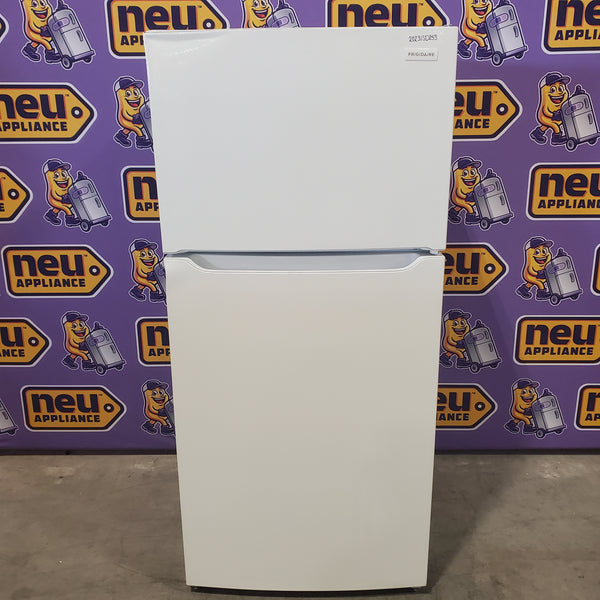 Frigidaire 18 Cu. Ft. Garage Ready Top Freezer Refrigerator 20231SD253 - FFHT1814WW - Scratch & Dent (Moderate)