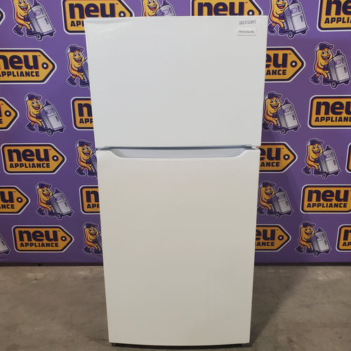 Frigidaire 18 Cu. Ft. Garage Ready Top Freezer Refrigerator 20231SD253 - FFHT1814WW - Scratch & Dent (Moderate)