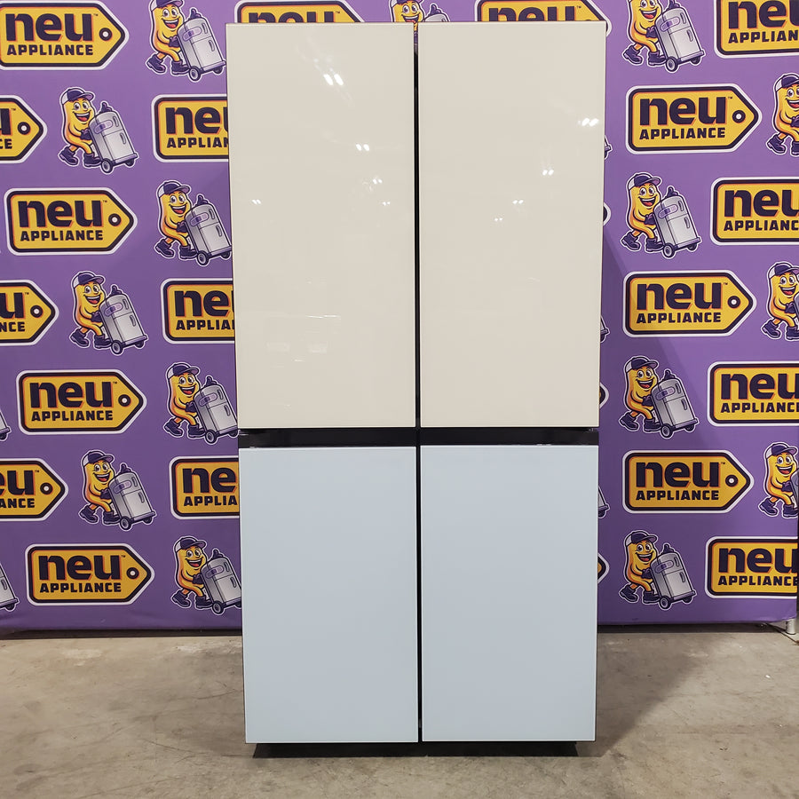 Samsung Bespoke Counter Depth 4-Door Flex™ Refrigerator (23 cu. ft.) with Beverage Center ™ with Customizable Door Panel Colors 18SD035 - RF23DB9600AP - Open Box