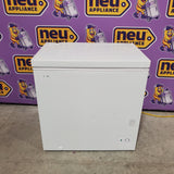 Vissani 7.0 cu. ft. Manual Defrost Chest Freezer with LED Light in White, Garage Ready HMCF7W5 - Certified Refurbished