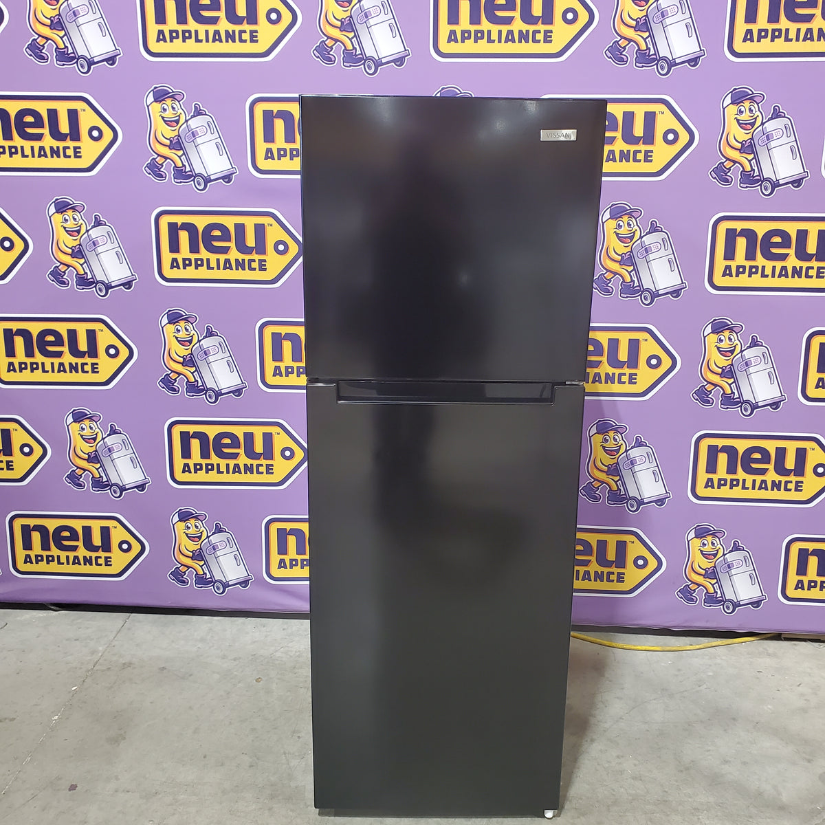 Vissani Black Top Freezer 10.1 Cu. Ft. Refrigerator with No Frost Design MDTF10BK - Open Box