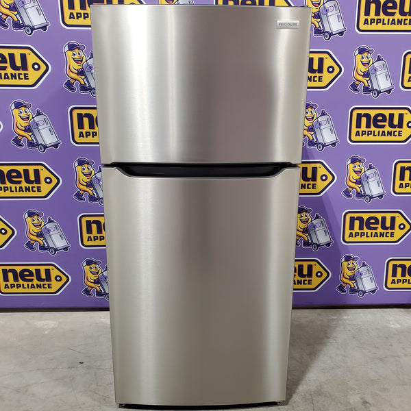 Frigidaire 30" Wide 20.0 Cu. Ft. Top Freezer Refrigerator in Stainless Steel 22131SD102 - LFTR2045VF - Scratch & Dent (Minor)
