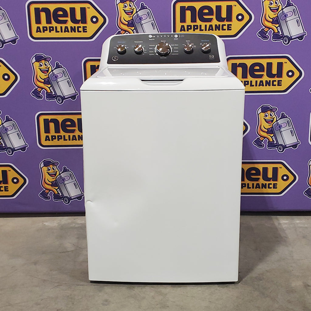 Pictures of GE® 4.5 cu. ft. Capacity Washer with Stainless Steel Basket GTW485ASWWB - Scratch & Dent (Major) and GE® 7.2 cu. ft. Capacity Electric Dryer with Up To 120 ft. Venting and Extended Tumble 16131 - GTD48EASWWB - Scratch & Dent (Minor) - Neu Appliance Outlet - Discount Appliance Outlet in Austin, Tx