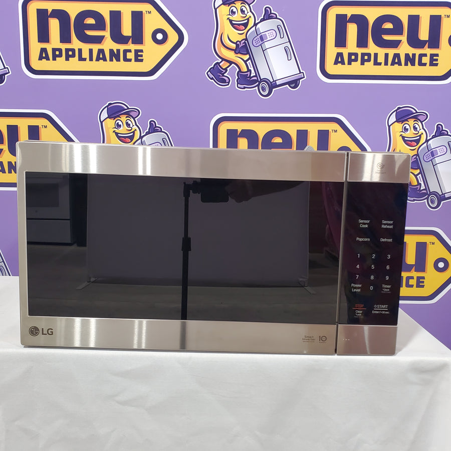LG 2.0 cu. ft. NeoChef™ Countertop Microwave with Smart Inverter and EasyClean® 17SD222 - LMC2075ST - Open Box