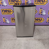 Vissani 3.3 cu. ft. Mini Refrigerator in Stainless Look with 7-Door Racks and Energy Efficiency 251318SD1375 - MDAR33SS5 - Scratch & Dent (Moderate)