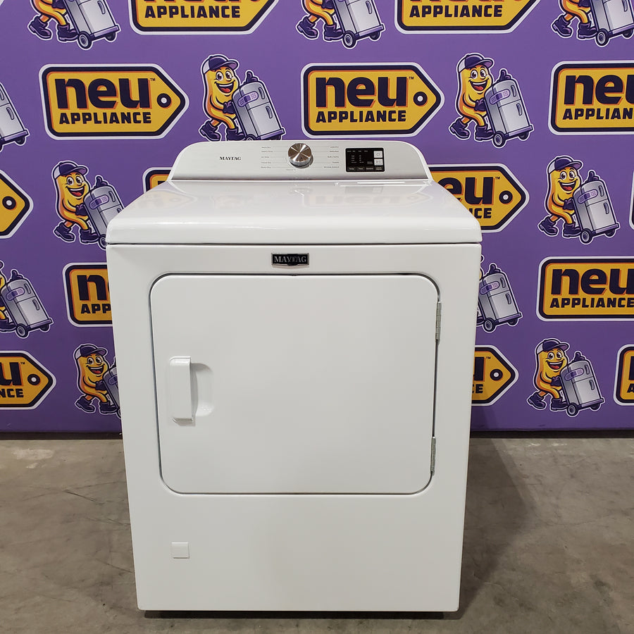 Maytag Top Load 4.8 cu ft Washer with Deep Fill and Slow-Close Glass Lid MVW6200KW - Scratch & Dent (Moderate) and Maytag 7.0 cu ft Gas Dryer with Moisture Sensing and Quick Dry Cycle 16175 - MED6200KW - Scratch & Dent (Minor)
