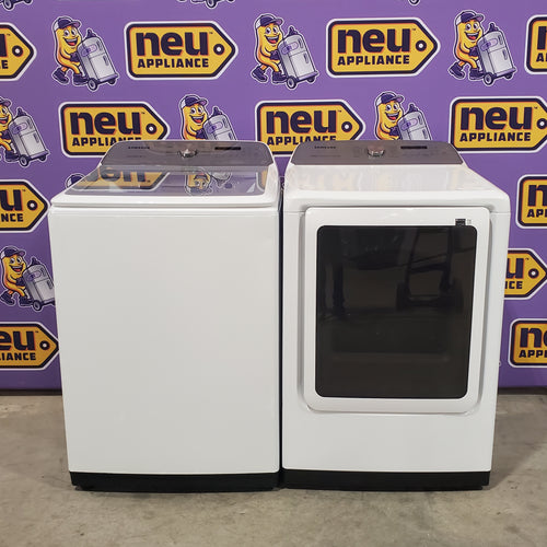 Samsung 5.0 cu. ft. Top Load Washing Machine with Active Water Jet 1CR04014 - WA50R5200AW - Certified Refurbished and Samsung White Smart Electric 7.4 Cu. Ft. Dryer with Sensor Dry and Steam Sanitize+ 16106 - DVE52A5500W - Scratch & Dent (Minor)