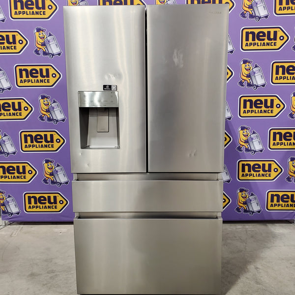 Hisense PureFlat 25.6-cu ft 4-Door Smart French Door ENERGY STAR Refrigerator in Stainless Steel with Ice Maker, Water and Ice Dispenser 6SD131 - HRM260N6TSE - Scratch & Dent (Minor)