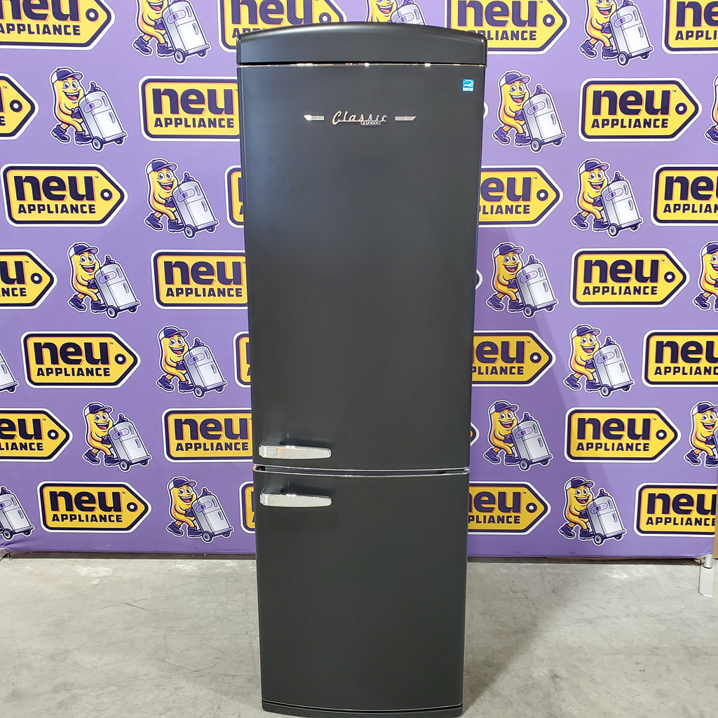 UNIQUE Classic Retro 12-cu ft Counter-Depth 24-in Wide Bottom-Freezer Refrigerator Matte Black 25138SD749 - UGP-340L MB AC - Scratch & Dent (Minor)