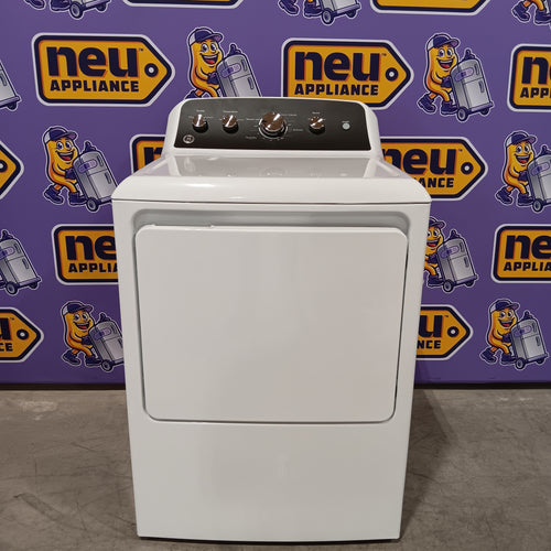 GE 7.2 cu. ft. Capacity Electric Dryer with Up To 120 ft. Venting and Extended Tumble 31134SD193 - GTD48EASWWB - Scratch & Dent (Minor)