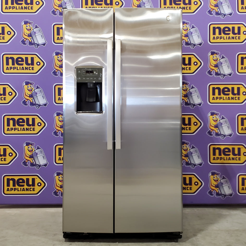 Pictures of GE 25.3 Cu. Ft. Side-By-Side Refrigerator in Fingerprint Resistant Stainless Steel GSS25GYPFS - Scratch & Dent (Minor) - Neu Appliance Outlet - Discount Appliance Outlet in Austin, Tx