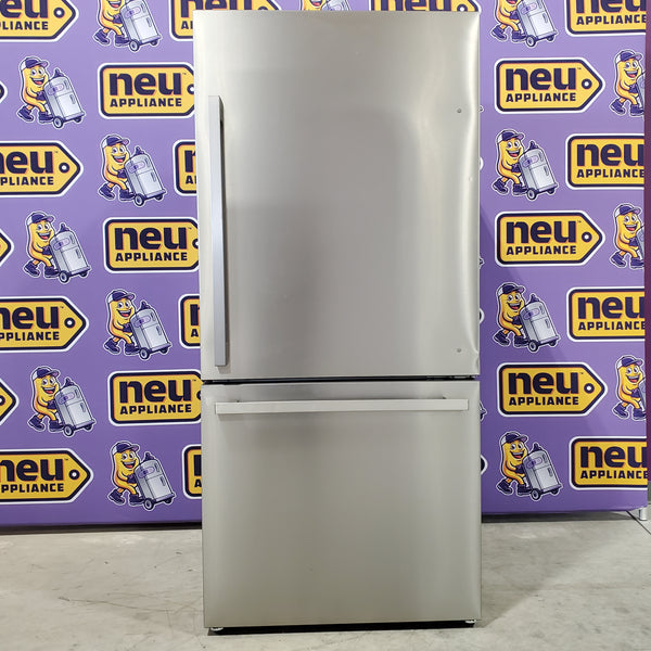 Hisense Counter Depth Fingerprint Stainless Steel Bottom Freezer 17.2 Cu. Ft. Refrigerator with LED Lighting and Super Cool and Super Freeze HRB171N6ASE - Scratch and Dent (Minor)