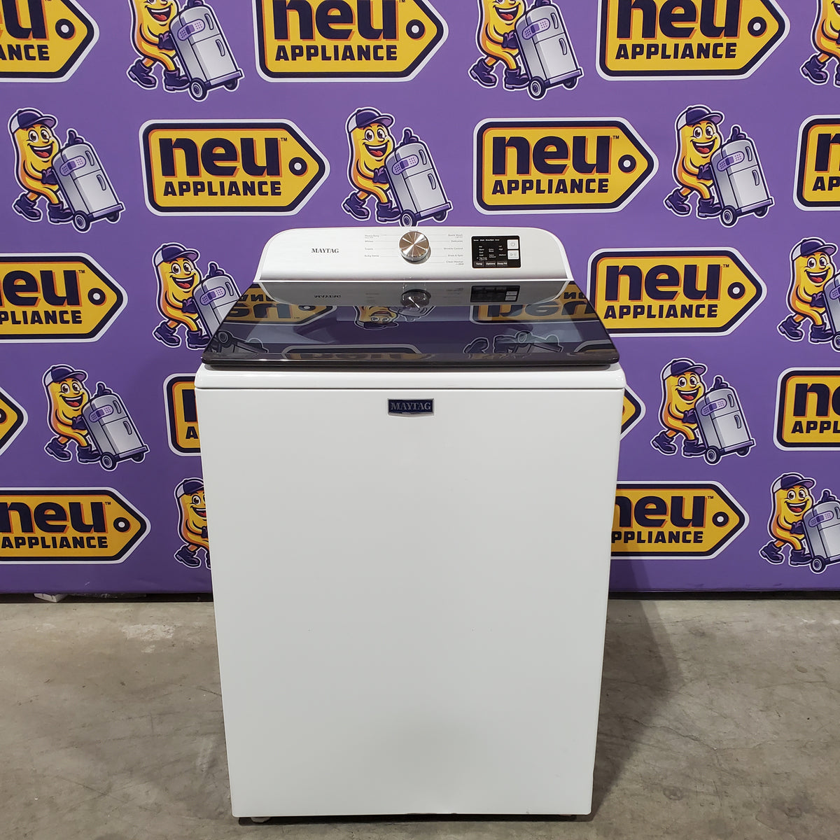 Maytag Top Load 4.8 cu ft Washer with Deep Fill and Slow-Close Glass Lid 30133SD122 - MVW6200KW - Scratch & Dent (Moderate)
