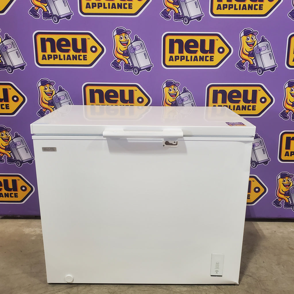 Pictures of Vissani 8.8 cu. ft. Manual Defrost Convertible Garage Ready Chest Freezer in White, Powered by Hubspace SA328 - MDCF9WH - Scratch & Dent (Moderate) - Neu Appliance Outlet - Discount Appliance Outlet in Austin, Tx