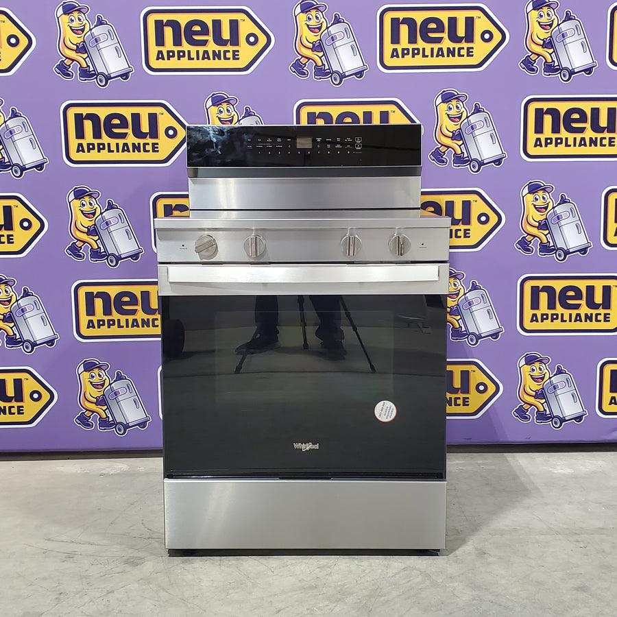 Whirlpool 30-inch Electric Smart Range with Air Cooking Technology, High Speed Preheat Oven, No Preheat Air Fry, Steam/Self Clean, and WipeClean™ Coating WFES7530RZ - Scratch and Dent (minor)