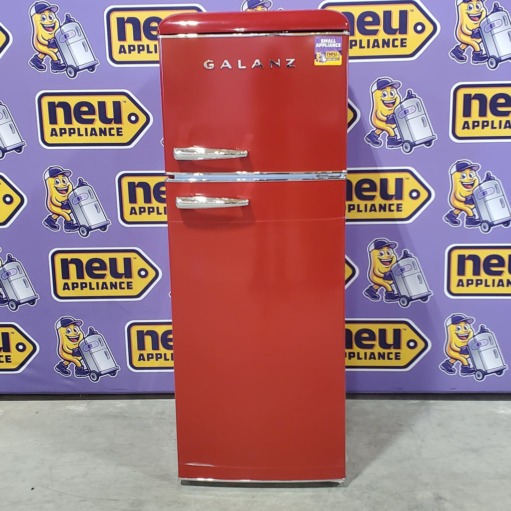 Galanz 22 in. 7.6 cu. ft. Retro Top Freezer Refrigerator, Hot Rod Red, Energy Star 25132SD363 - GLRF76TMRDER2 - Scratch & Dent (Minor)