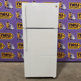 GE® 16.6 Cu. Ft. Top-Freezer Refrigerator in White 25139SD772 - GTS17DTNRWW - Scratch & Dent (Major)