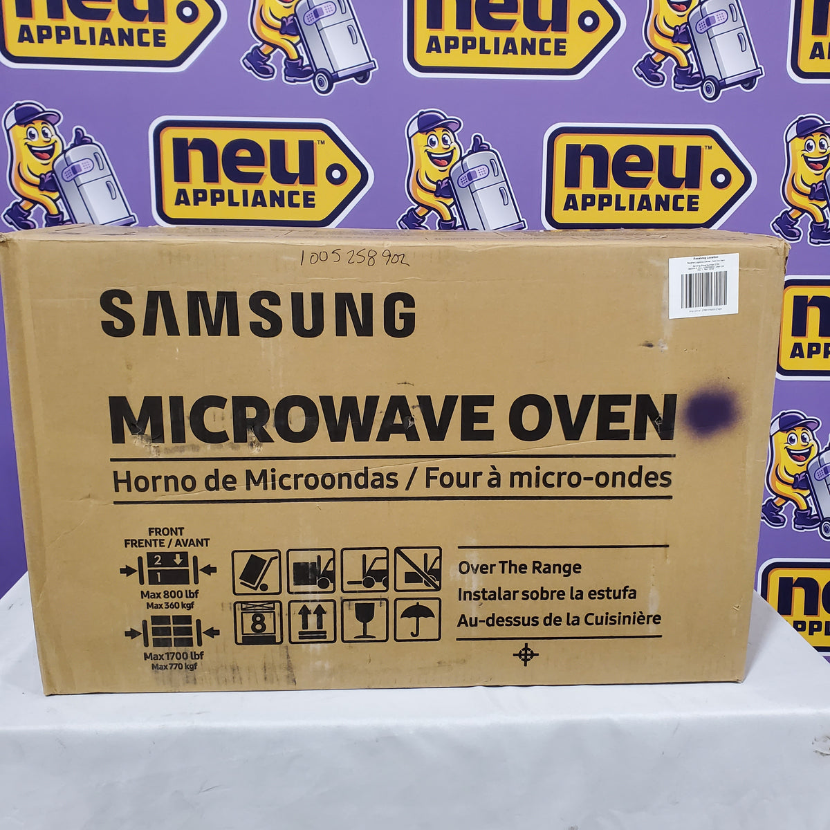 Samsung 30 inch 1.7 cu. ft. Over-the-Range Microwave in Fingerprint Resistant Stainless Steel 25133SD562 - ME17R7021ES - New in Box