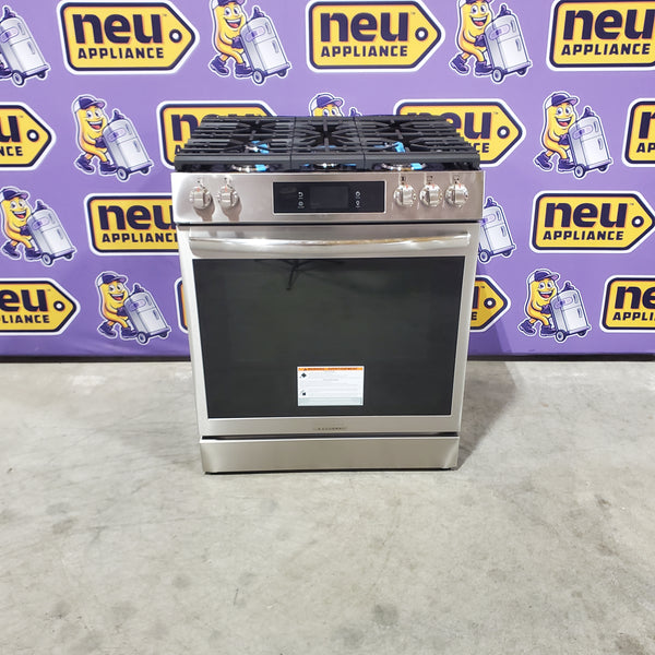 Frigidaire Slide-in Gas Stainless Steel Range with Steam Clean with Five Burner Cooktop and Even Baking Technology 20531SD468 - FCFG3062AS - Scratch & Dent (Minor)