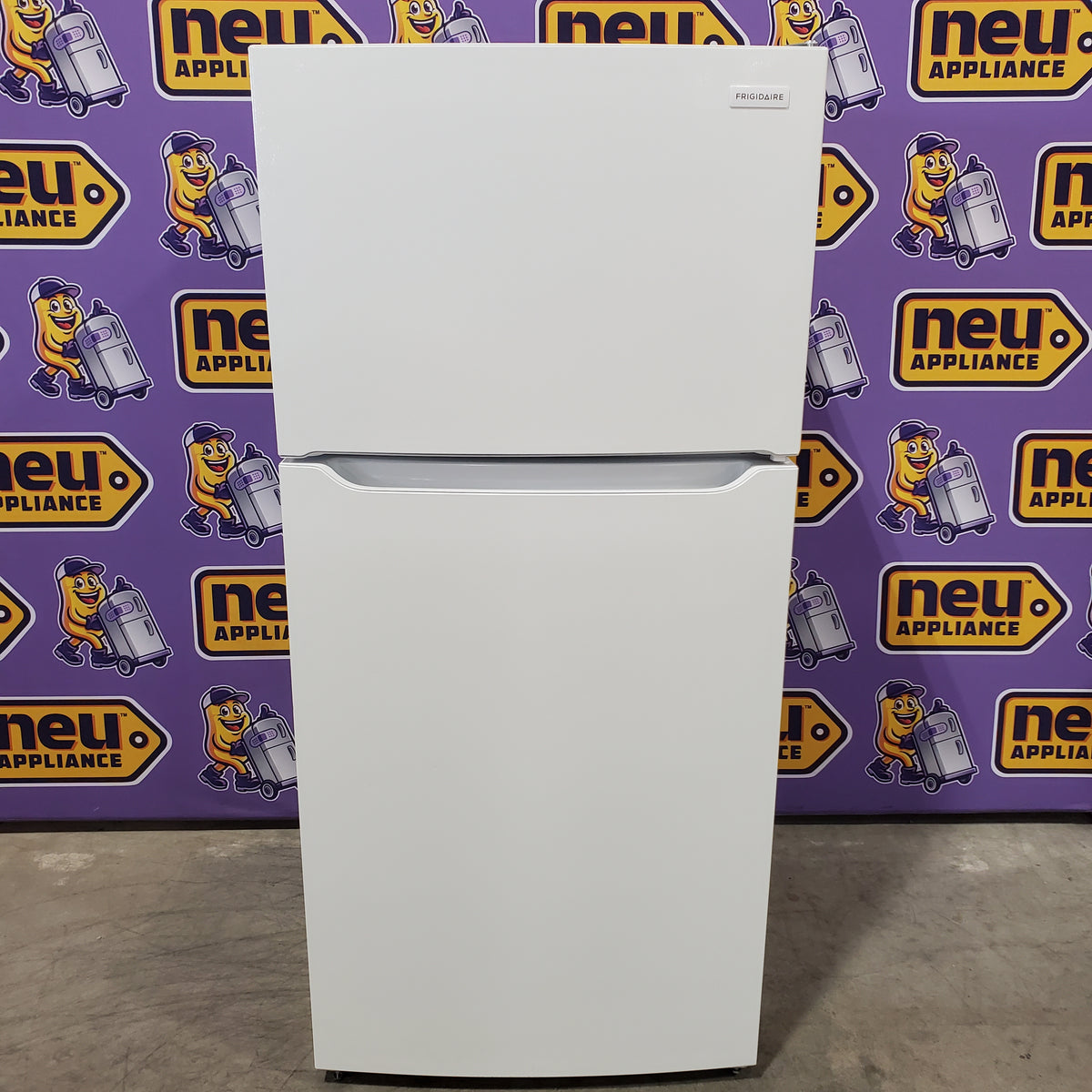 Frigidaire 30" Wide Garage Ready Top Freezer 18 Cu. Ft. Refrigerator with EvenTemp Cooling System and Spacious Interior Storage in White 22136SD271 - FFTR1814WW - Scratch & Dent (Minor)