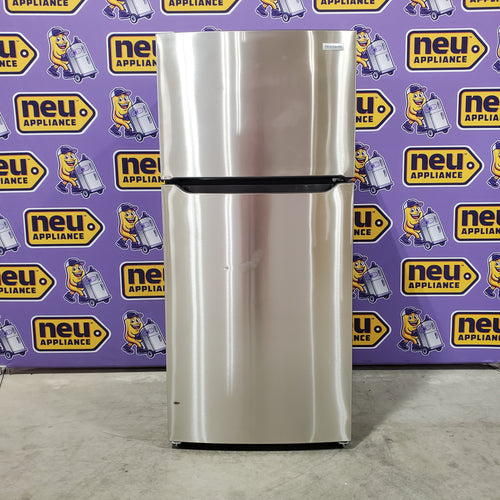 Frigidaire 20 Cu. Ft. Garage Ready Top Freezer Refrigerator in Stainless Steel 3SD816 - FFHT2045VS - Scratch & Dent (Minor)