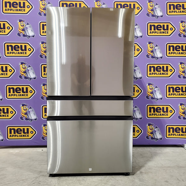 Samsung 29 cu. ft. Bespoke 4-Door French Door Refrigerator with Beverage Center™ in Stainless Steel 4SD406 - RF29BB8600QL - Scratch & Dent (Minor)