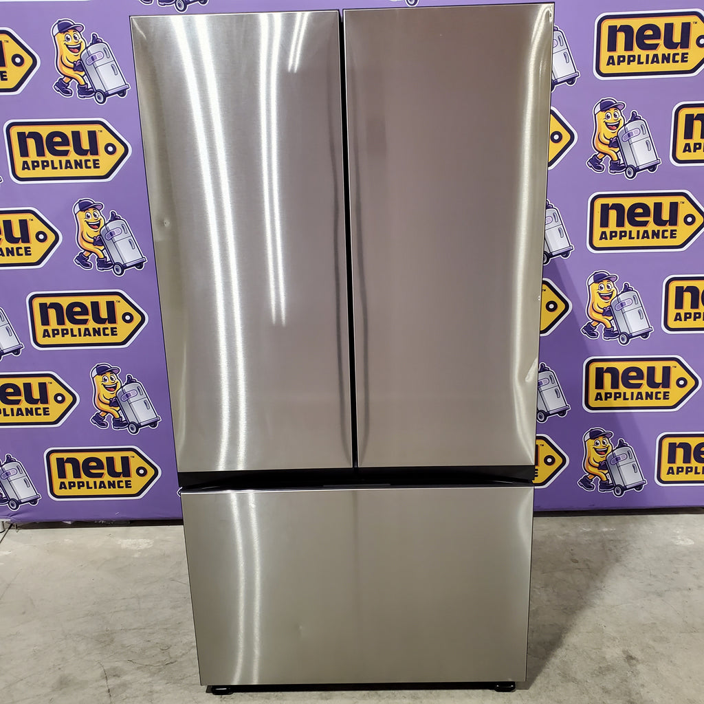 Pictures of Samsung Bespoke Stainless Steel 3 Door French Door 30 Cu. Ft. Refrigerator with EZ Open Handle and Dual Ice Makers 22134SD235 - RF30BB6200QL - Scratch and Dent (Major) - Neu Appliance Outlet - Discount Appliance Outlet in Austin, Tx