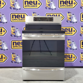 Frigidaire Gallery 30" Freestanding Induction Range with Air Fry GCRI3058AF - Scratch & Dent (Minor)