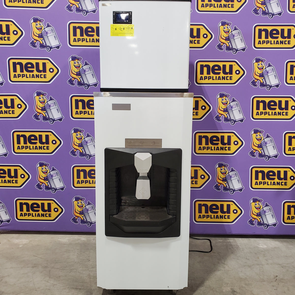 Hooure 22.2 in. Commercial Ice Maker 550 lbs./24 H Freestanding Ice Maker Full Size Cubes with 200 lbs.Storage AD156HD - Scratch & Dent (Minor)
