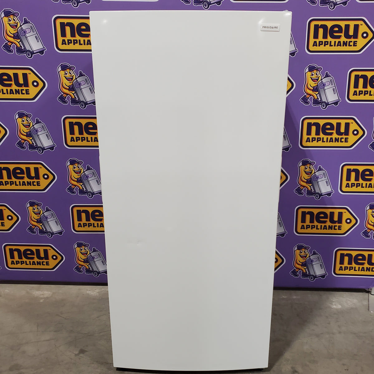 Frigidaire 20 Cu. Ft. Energy Star Garage Ready Upright Freezer in White 20331SD282 - FFUE2022AW - Scratch & Dent (Moderate)
