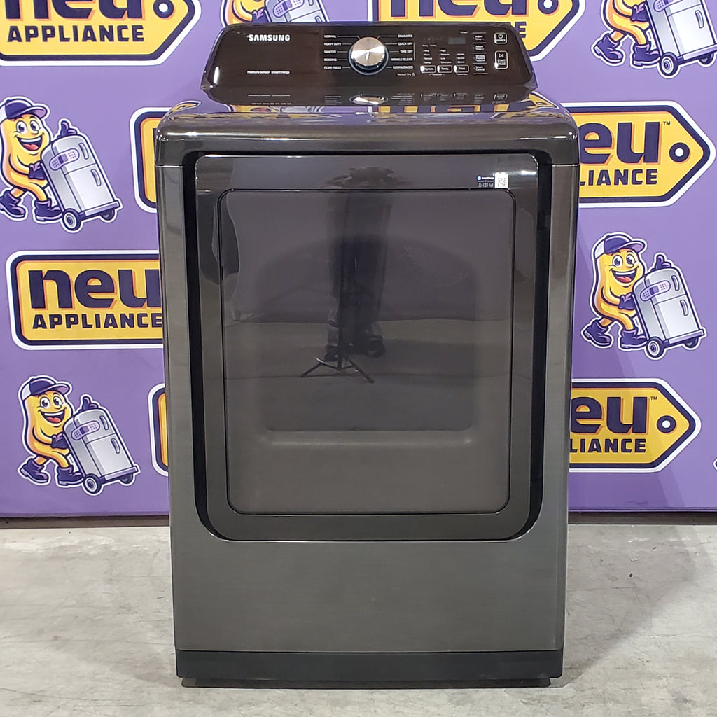 Samsung 7.4 cu. ft. Smart Electric Dryer with Sensor Dry in Brushed Black 5SD255 - DVE47CG3500V - Scratch & Dent (Minor)