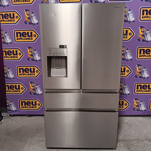 Hisense PureFlat 25.6-cu ft 4-Door Smart French Door ENERGY STAR Refrigerator in Stainless Steel with Ice Maker, Water and Ice Dispenser 22231SD314 - HRM260N6TSE - Scratch & Dent (Moderate)