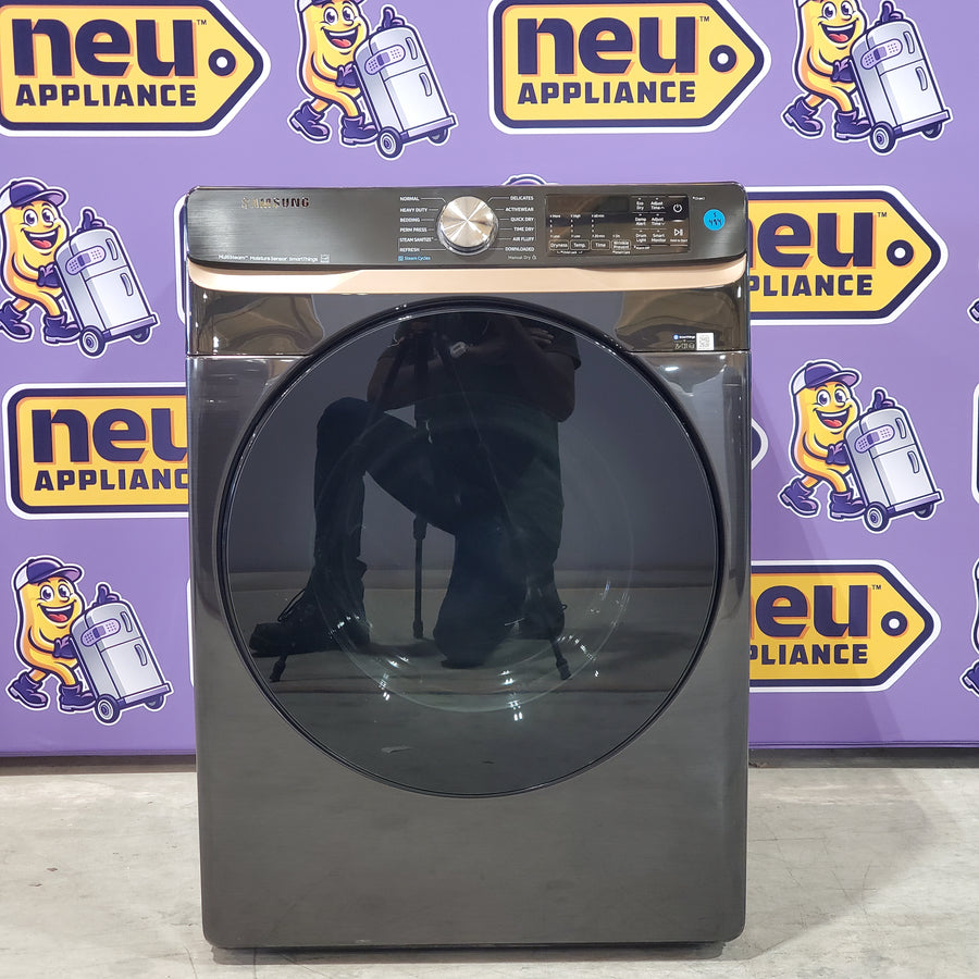 Samsung Brushed Black Smart Gas 7.5 Cu. Ft. Dryer with Steam Sanitize+ and Sensor Dry DVG50BG8300V - Scratch and Dent (Minor)